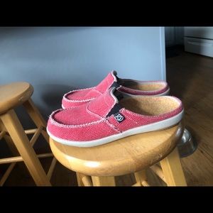 Nursing shoes